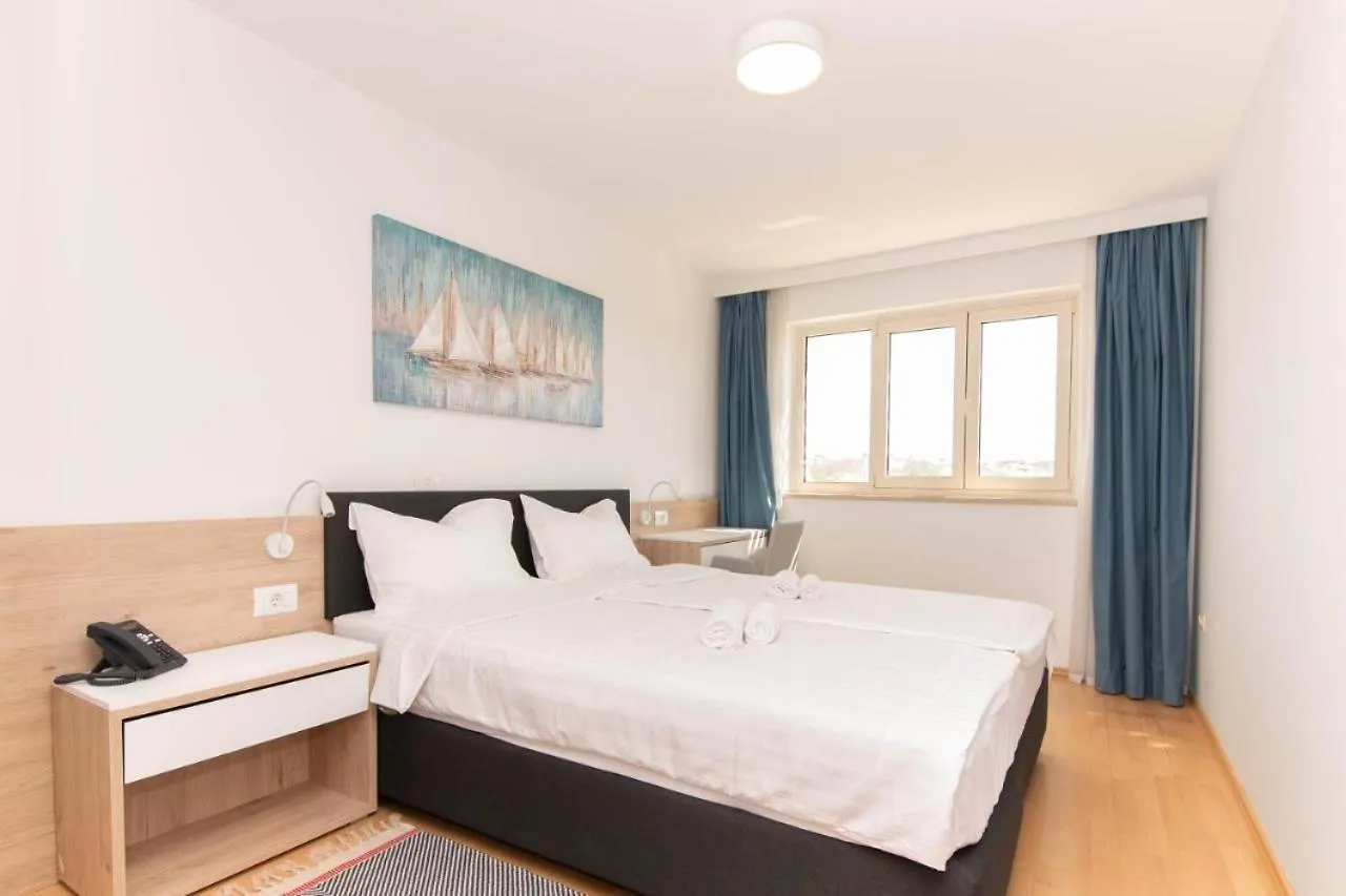 Appartement The Garden Palace Umag By Locap Group